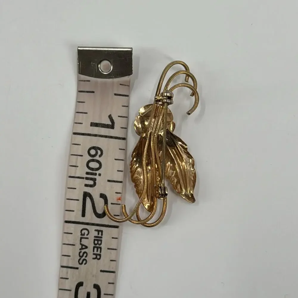 Vintage goldtone floral brooch